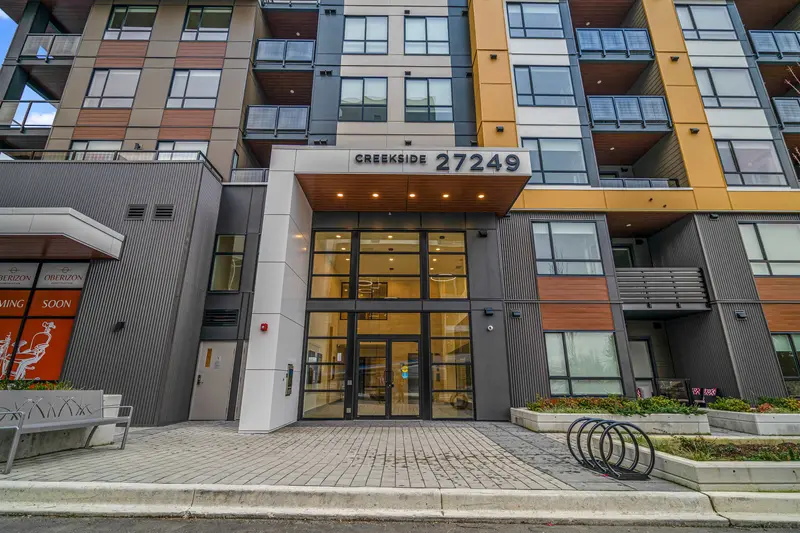 412 27249 ALDERGROVE TOWN CENTRE DRIVE - photo 1 of 14