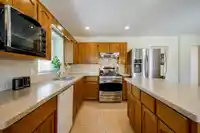 12926 19 AVENUE - thumbnail 11