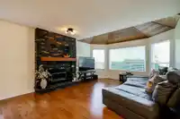 12926 19 AVENUE - thumbnail 3