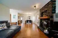 12926 19 AVENUE - thumbnail 5
