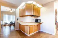 35 2120 KING GEORGE BOULEVARD - thumbnail 15