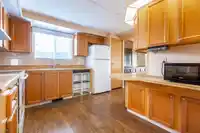 35 2120 KING GEORGE BOULEVARD - thumbnail 17