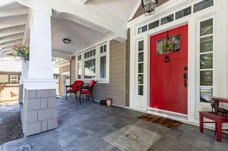 12522 26A AVENUE - photo 3 of 25