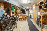 1196 HABGOOD STREET - thumbnail 37