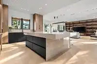1072 HABGOOD STREET - thumbnail 12