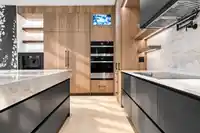 1072 HABGOOD STREET - thumbnail 17
