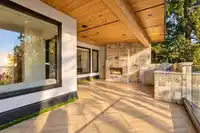 1072 HABGOOD STREET - thumbnail 23