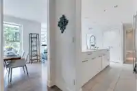 203 1473 JOHNSTON ROAD - thumbnail 21