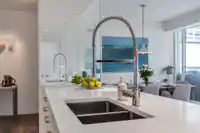 203 1473 JOHNSTON ROAD - thumbnail 8