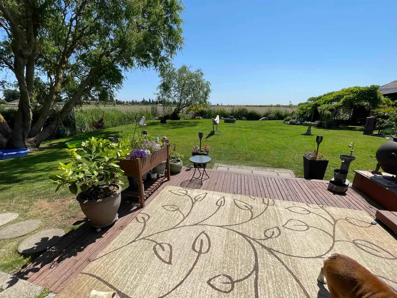 8640 LADNER TRUNK ROAD - photo 3 of 11