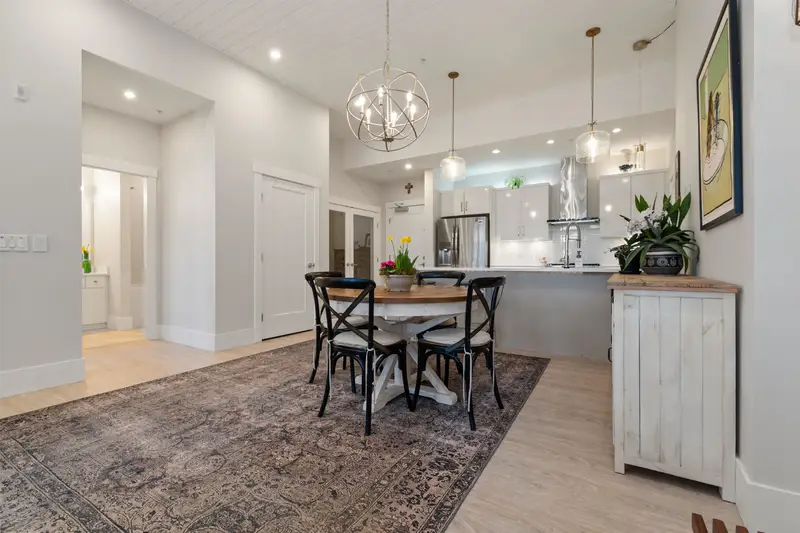 601 45745 WATSON ROAD - photo 4 of 25