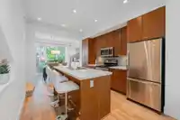 28 2450 161A STREET - thumbnail 6