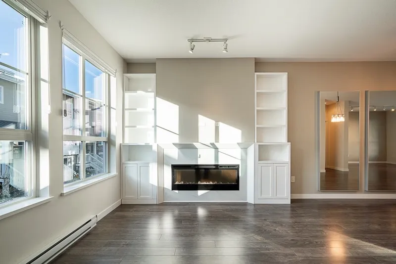 91 5551 ADMIRAL WAY - photo 4 of 25