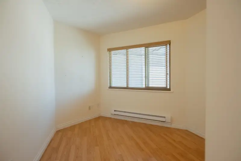 1469 MERKLIN STREET - photo 2 of 25