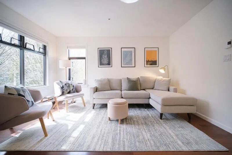 E302 628 W 12TH AVENUE - photo 2 of 23