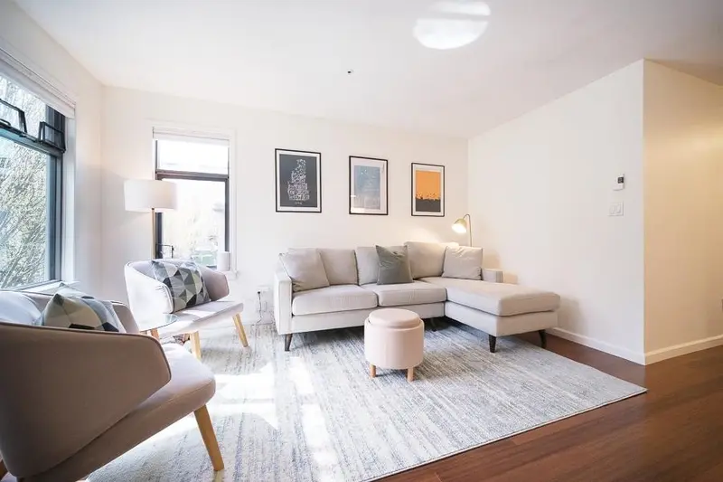 E302 628 W 12TH AVENUE - photo 3 of 23