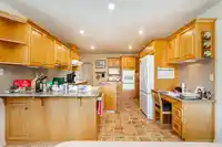 13852 MALABAR AVENUE - thumbnail 9