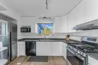 14717 16A AVENUE - thumbnail 12