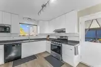 14717 16A AVENUE - thumbnail 13