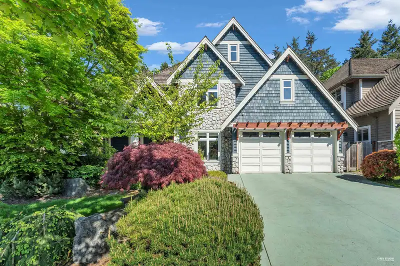3098 162A STREET - photo 1 of 39