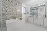 16759 18 AVENUE - thumbnail 10