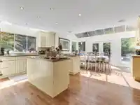 13556 18 AVENUE - thumbnail 14