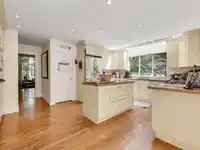 13556 18 AVENUE - thumbnail 15