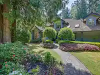 13556 18 AVENUE - thumbnail 5