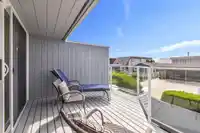 15136 BEACHVIEW AVENUE - thumbnail 8