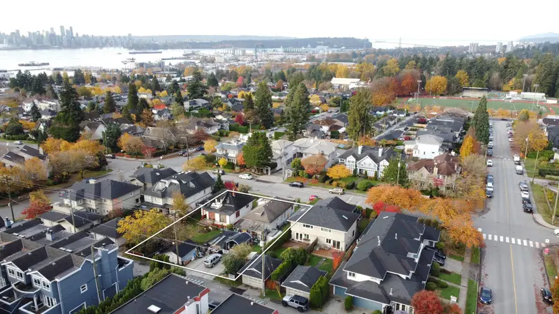 1628-1632 MAHON AVENUE - photo 2 of 3