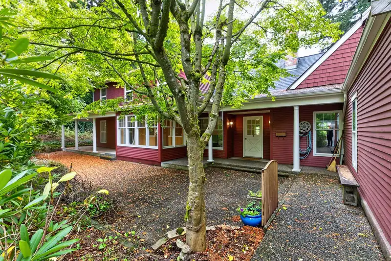 2555 128 STREET - photo 1 of 22
