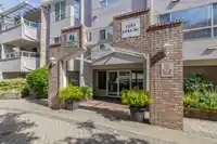 104 1952 152A STREET - thumbnail 1