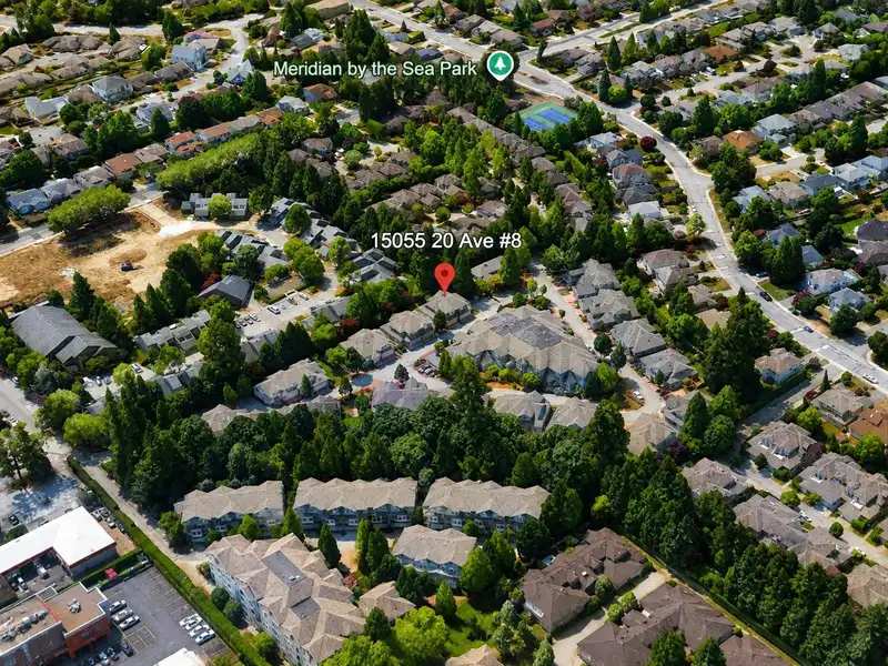 8 15055 20 AVENUE - photo 3 of 5