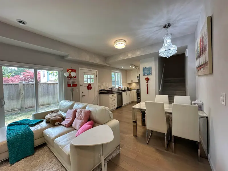 32 7180 LECHOW STREET - photo 2 of 18