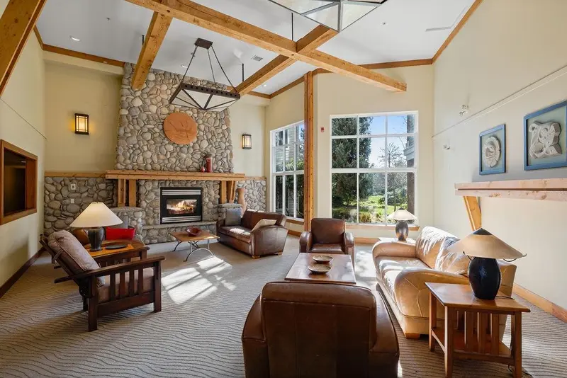 428 5700 ANDREWS ROAD - photo 3 of 25