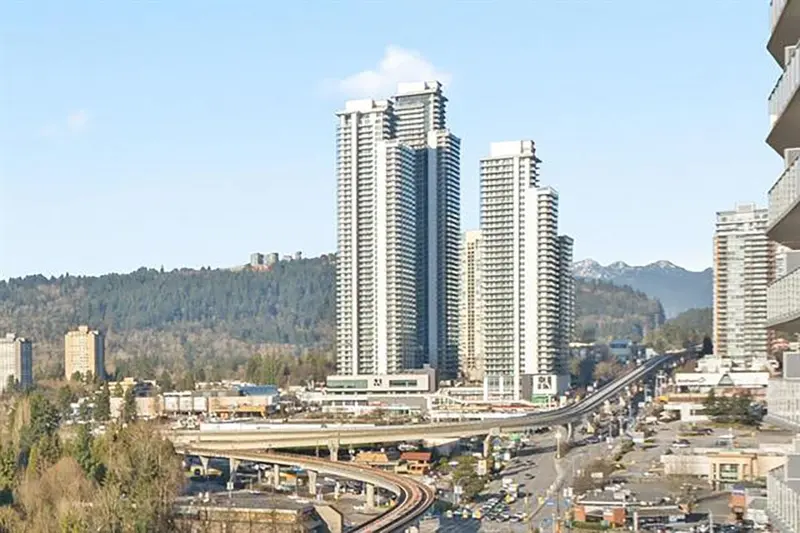 1009 308 ALDERSON AVENUE - photo 2 of 13