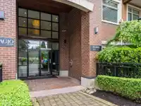 109 15360 20 AVENUE - thumbnail 2