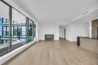 2501 1588 JOHNSTON ROAD - thumbnail 15