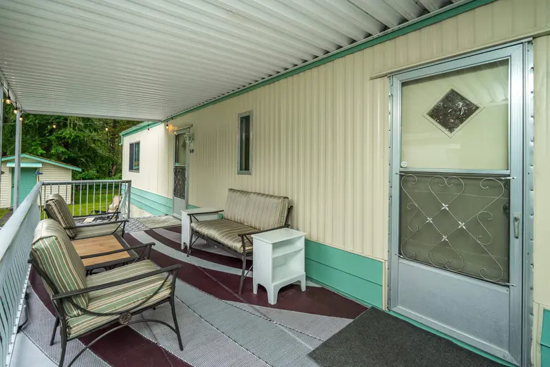 #46 2305 200TH STREET - photo 4 of 25