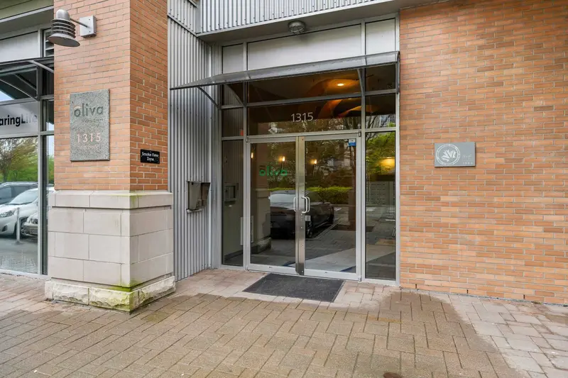 203 1315 56 STREET - photo 3 of 22