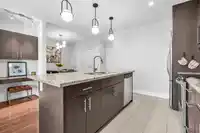 223 2970 KING GEORGE BOULEVARD - thumbnail 4