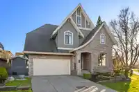 16151 27 AVENUE - thumbnail 1