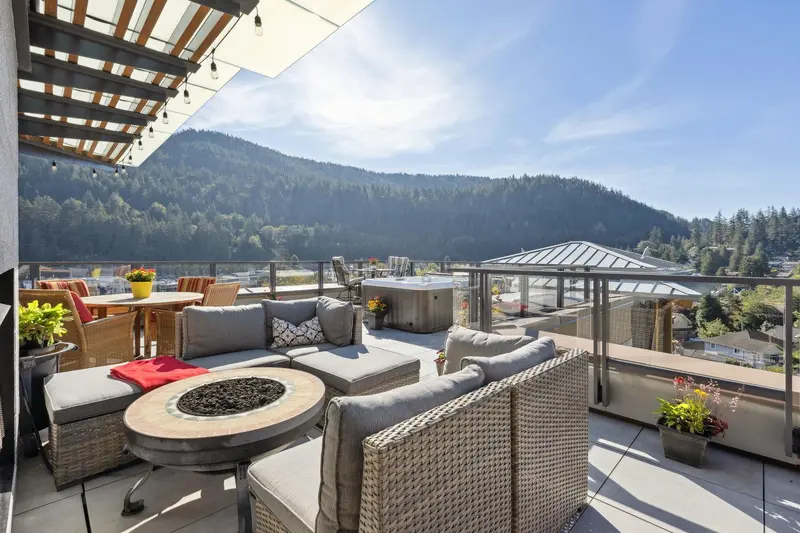 703 6687 NELSON AVENUE - photo 1 of 25