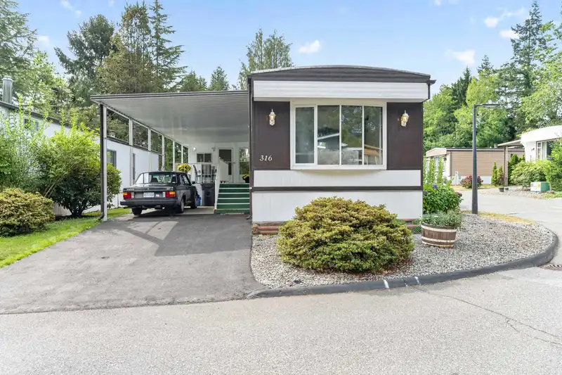 316 1840 160 STREET - photo 1 of 25