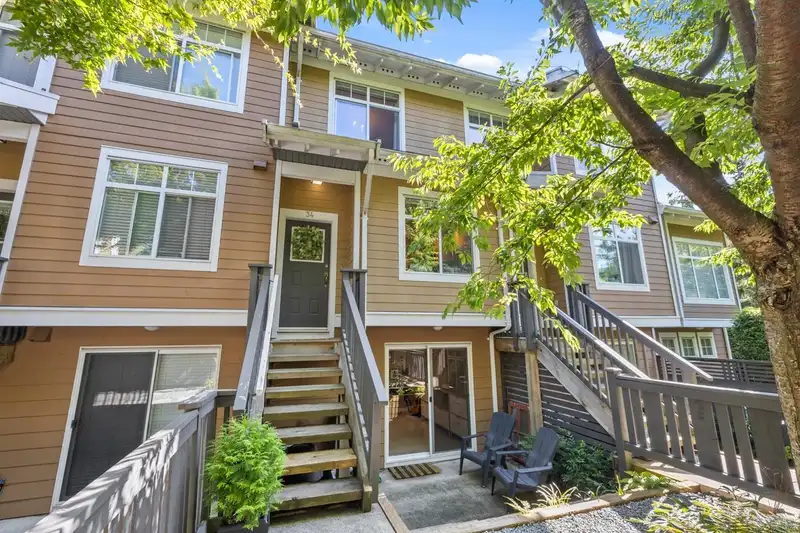 34 15233 34 AVENUE - photo 2 of 40