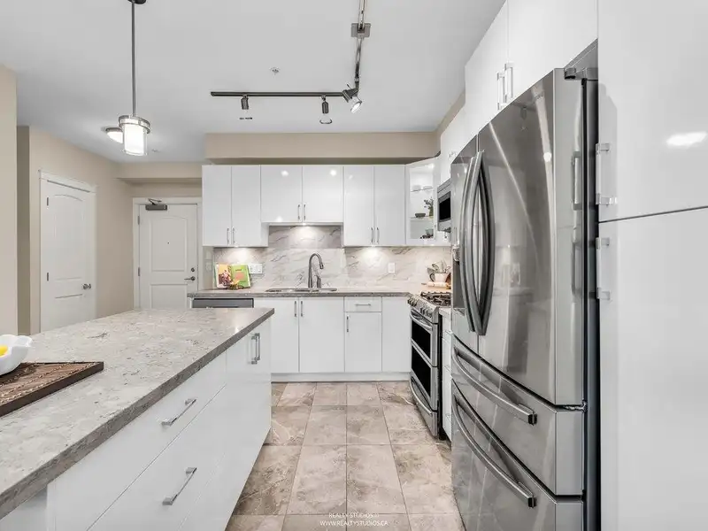 109 14588 MCDOUGALL DRIVE - photo 2 of 39