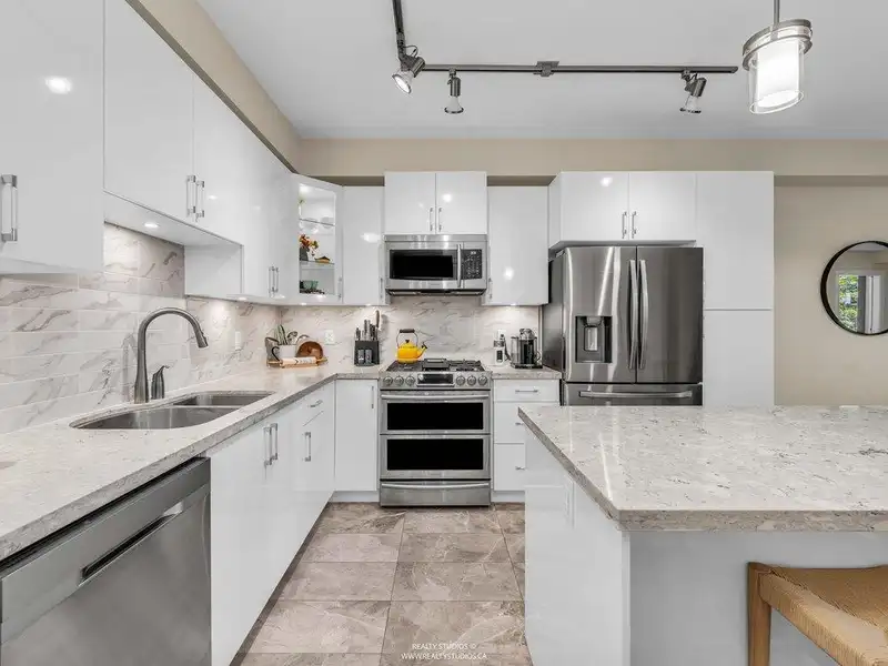 109 14588 MCDOUGALL DRIVE - photo 4 of 39