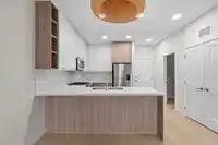 102 14022 NORTH BLUFF ROAD - thumbnail 14