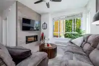 151 16433 19 AVENUE - thumbnail 4