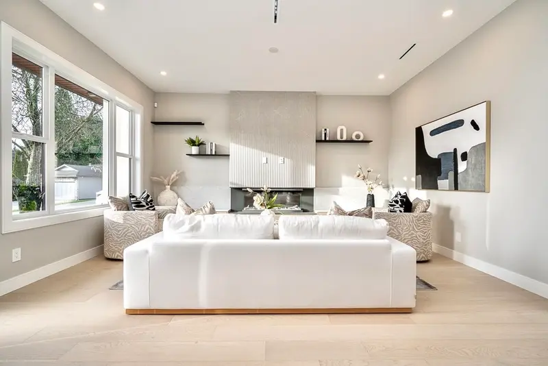 15043 19A AVENUE - photo 2 of 25